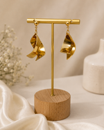 Load image into Gallery viewer, Sculptura Twist Earrings – 18K Gold Plated