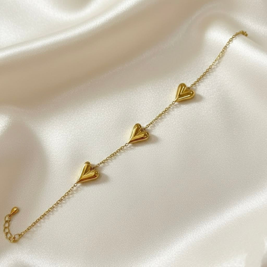 Triple Heart Charm Bracelet – 18K Gold Plated