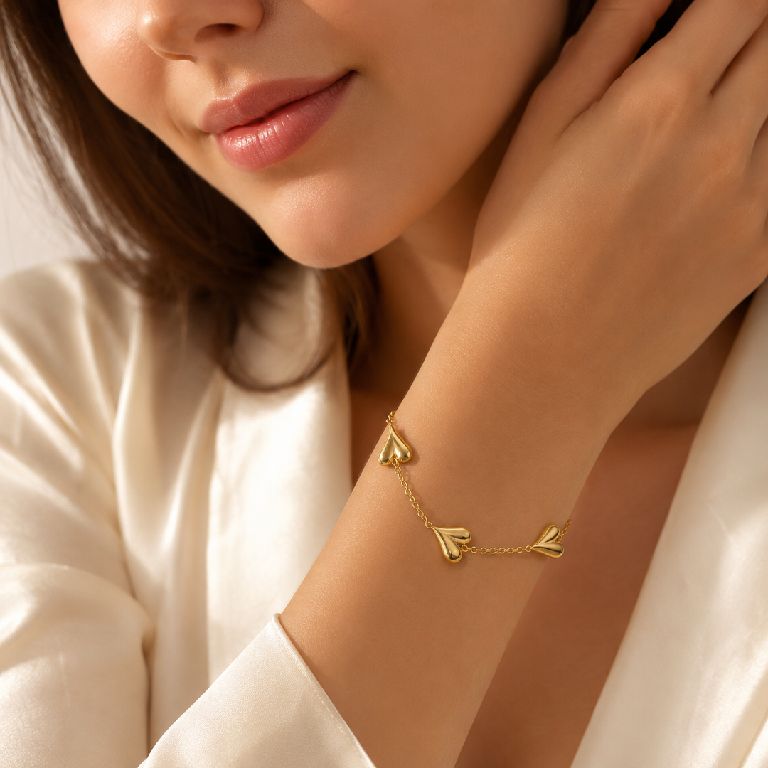 Triple Heart Charm Bracelet – 18K Gold Plated