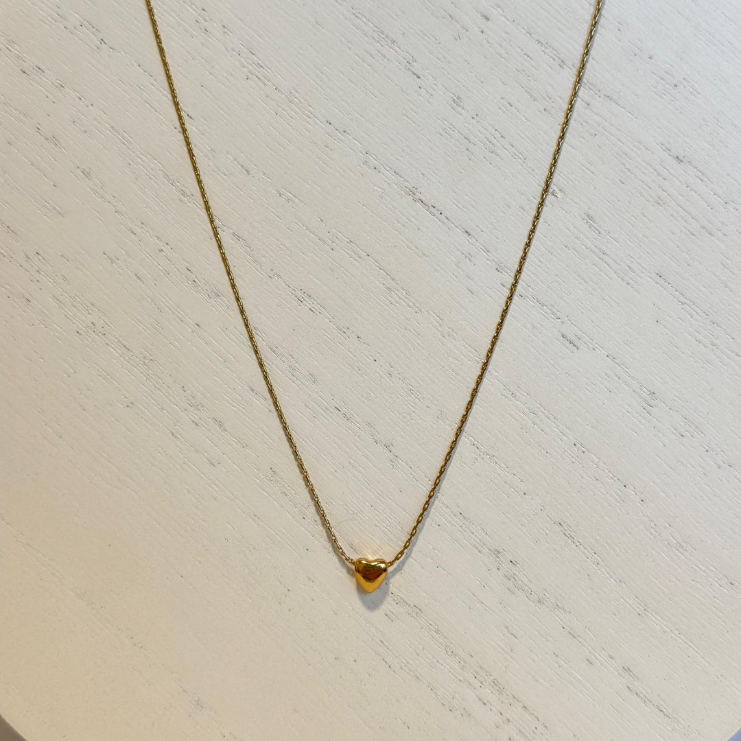 Minimal Gold Heart Necklace – 18K Gold Plated