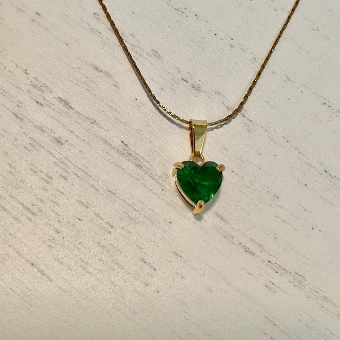 Emerald Heart Necklace & Earring Set – 18K Gold Plated